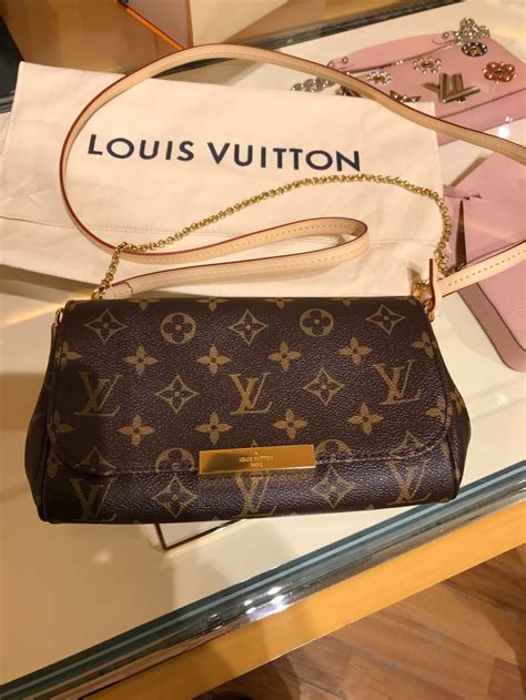 louis vuitton sainte catherine|louis vuitton montreal.